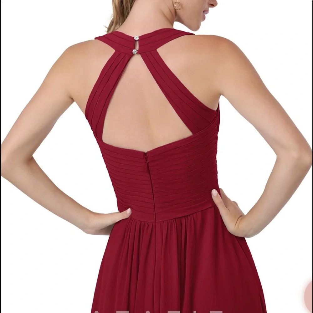 Formal dresses - Picture 2 of 5